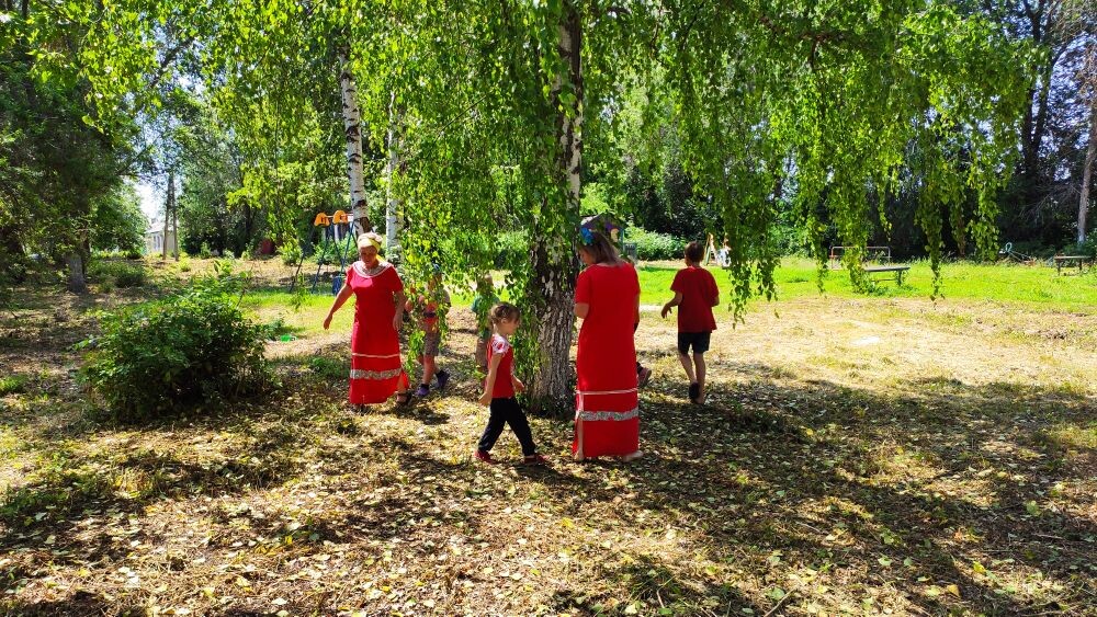 «Троицкие забавы»
